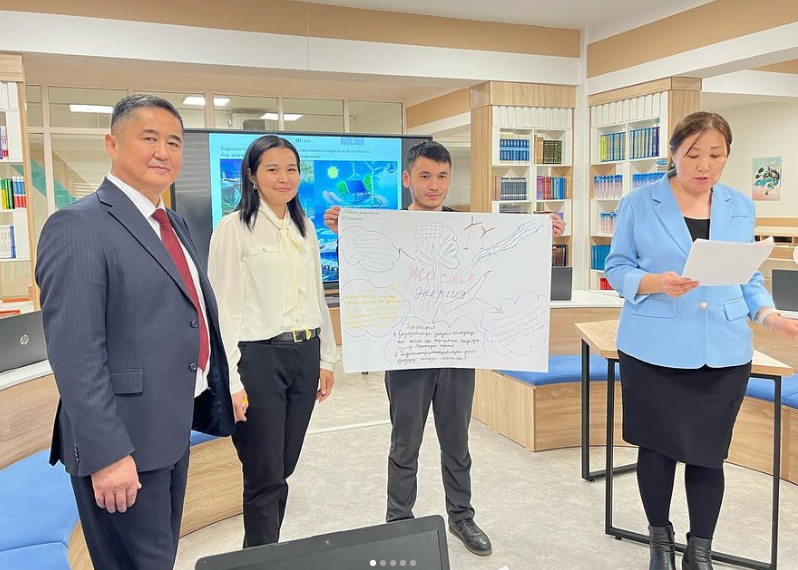 Алматы қаласы Білім басқармасының медиа жоспарына сәйкес “ФУНКЦИОНАЛДЫҚ САУАТТЫЛЫҚТЫ ҚАЛЫПТАСТЫРУДАҒЫ ПӘНДІК АПРОБАЦИЯЛАУ ЖҰМЫСТАРЫ: ТЕМАТИКАЛЫҚ БАҚЫЛАУ. ТӘЖІРИБЕ» 3 күндік қалалық семинар-практикумның үшінші сессиялық күні жаратылыстану сауаттылығын