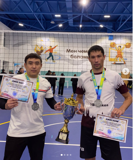 Тәуелсіздік күні мерекесіне орай +35 жас ерекшелігінде білім беру ұйымдарының ұстаздары арасында волейболдан қалалық жарыс