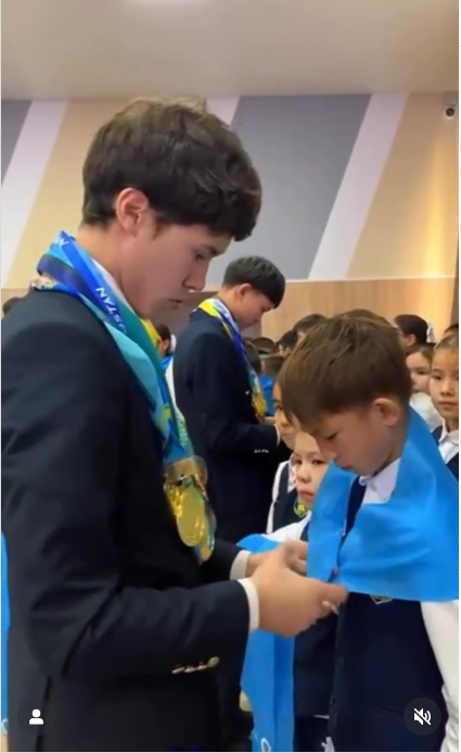 “Жас ұлан” балалар мен жасөспірімдер ұйымына қабылдау